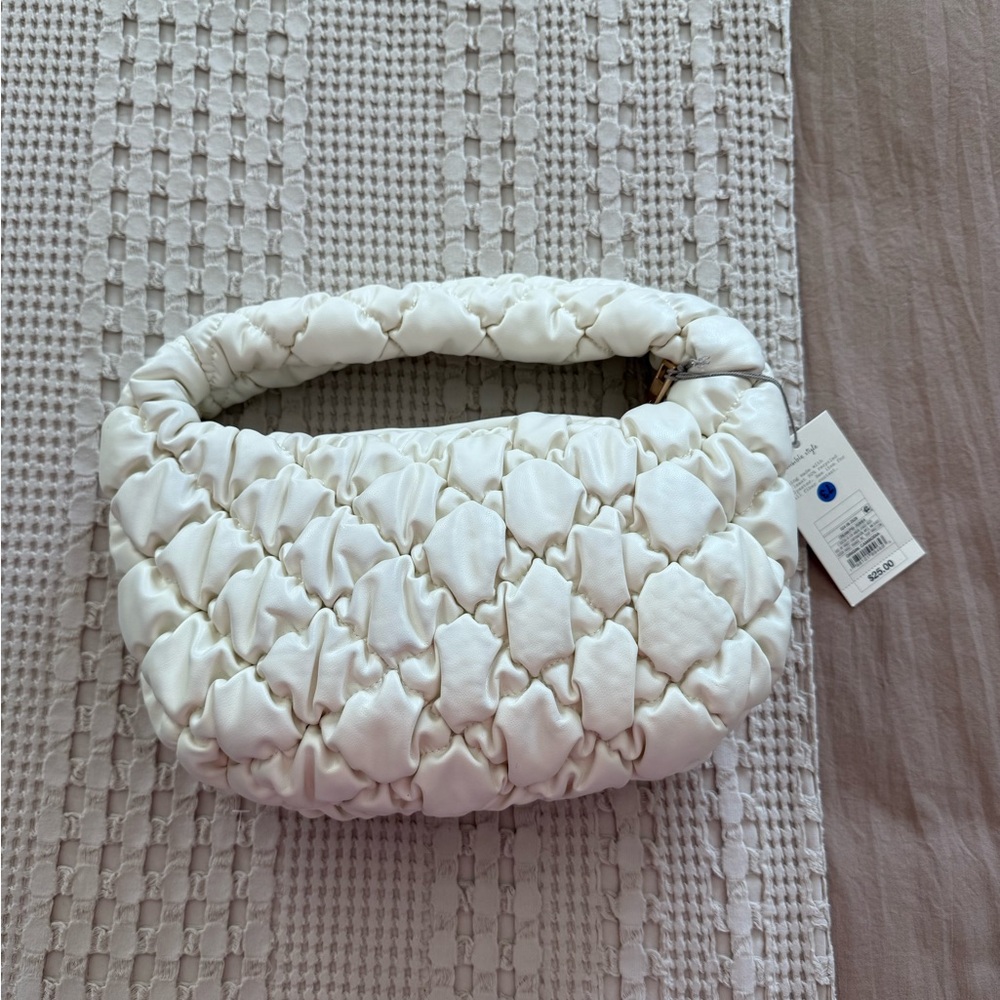 NEW a new‎ day White Quilted Shoulder Bag